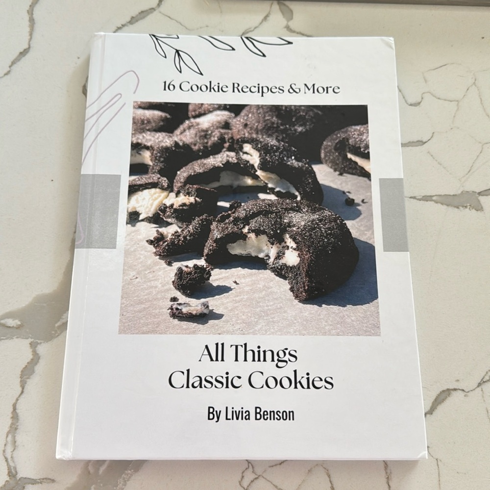 Dessert Cook Book by: Livia Benson